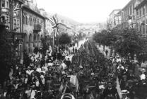 Military March through Llanidloes c1910-1920