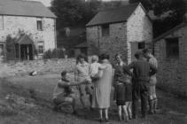 Llangollen. Group outside Bache Canol farm