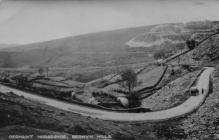 Llangollen. Horseshoe Pass.