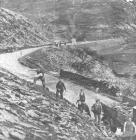 Llangollen. Horseshoe Pass