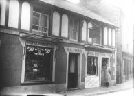 Llangollen. Bridge Street