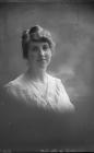 Portrait photograph of Ms L. Jones, c. 193?-??-...