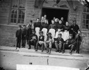 Owain Glyndwr Hotel servants, Corwen (1871)