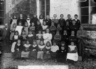 School pupils, Y Gyffylliog (1897)