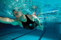 The swimmer David Roberts in action