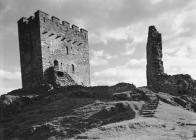  DOLWYDDELAN CASTLE