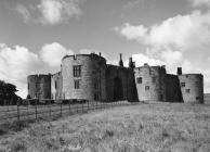  CHIRK CASTLE