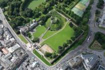  CARDIFF CASTLE