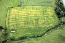  BWLLFA COTTAGES ENCLOSURE OR POSSIBLE HENGE