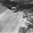 Pendine Sands and barrage balloon, 1951