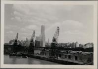 3 cranes on the dockside