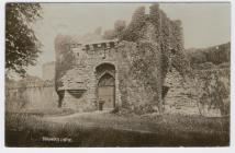 (Post Card) Beaumaris Castle