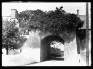 Cowbridge South Gate