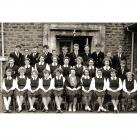 Pontywaun School class, including Machen pupils...