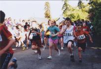 Children running during the 2007 Talley Fun Run.