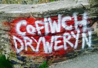 'Cofiwch Dryweryn'; mural, Barmouth 