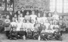 Plant o Ysgol Hook ym mis Medi 1918