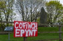 Cofiwch Epynt, memorial to Prince Llywelyn,...