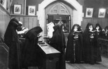 Antonia Andrade(?) and Nuns at a Service