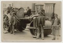 Picture of four men and a road roller c.1910-20