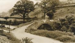 Cwmfelinfach streets and landscapes