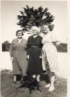 Florence, Catherine & Mildred Phillips,...