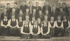 Holywell Grammar School Class 2a.