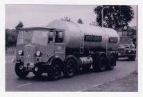 Mortlock's Dairies milk lorry