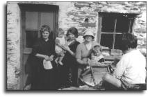 Group of women at Ceinws, Esgairgeiliog, 1920&...