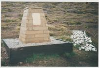 Memorial to Col. 'H' Jones fell -...